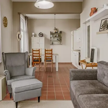 Apartment In Oostduinkerke